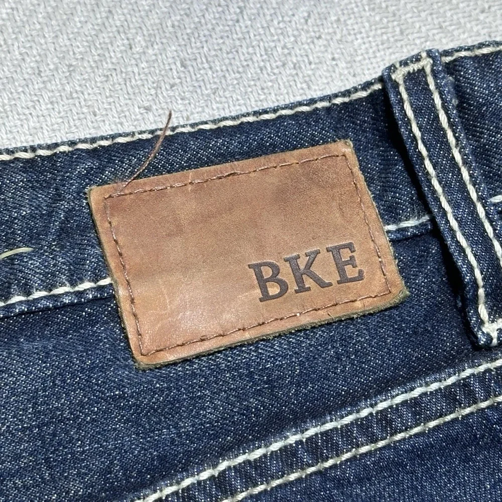 BKE Denim Carter Straight Jeans 33R (34x31)‎ Button Fly Western Classic Country